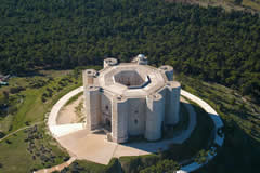 Veduta di Castel del Monte – Andria Veduta di Castel del Monte – Andria