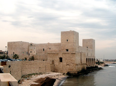 Castello Svevo di Trani, 1233 – Trani Castello Svevo di Trani, 1233 – Trani