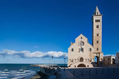 Trani – La Cattedrale con il suo Campanile, XII secolo