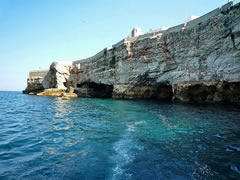 Il mare e le grotte di Polignano a Mare