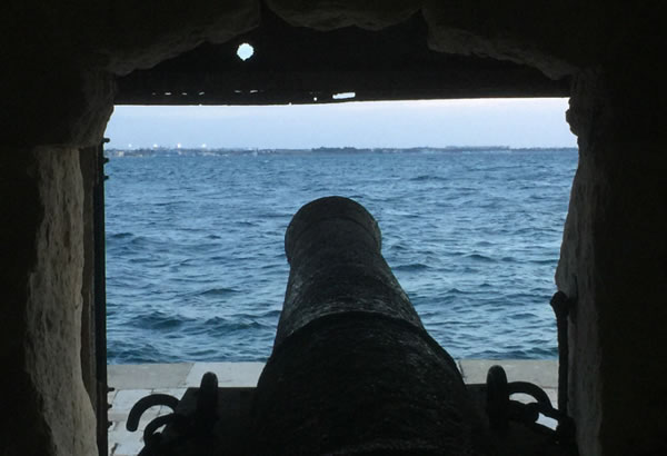 Castello aragonese di Taranto, XV secolo Castello aragonese di Taranto, XV secolo