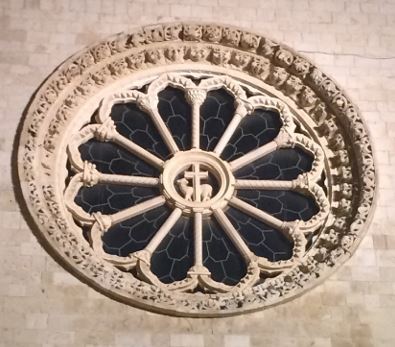 Rosone della cattedrale di Conversano Rosone della cattedrale di Conversano
